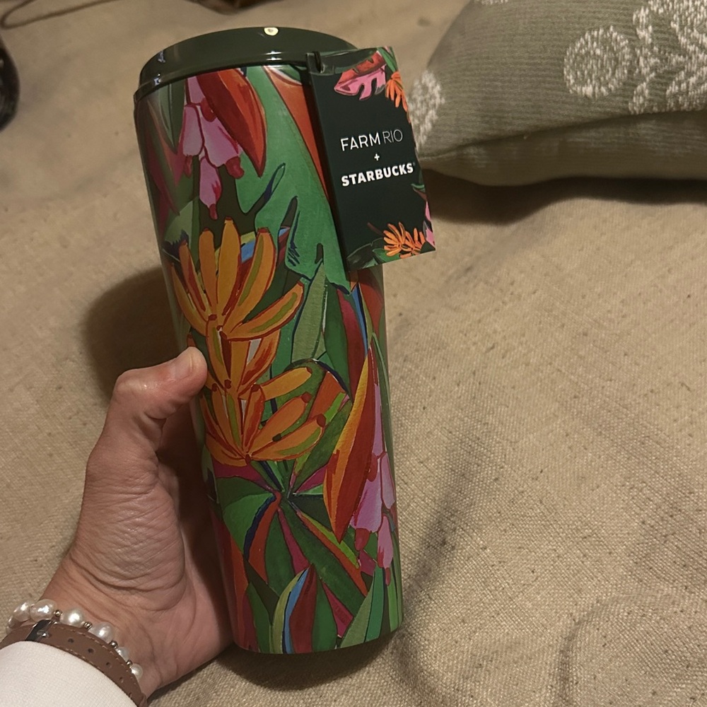 NWT FARM RIO X STARBUCKS INSULATED CUP 16oz